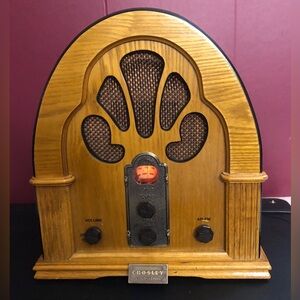 Crosley CR-32 AM FM Radio Audio Tape Cassette Player works